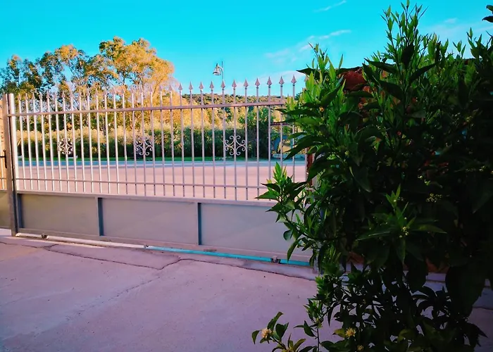 A Lu Ponti Oda ve Kahvaltı Budoni