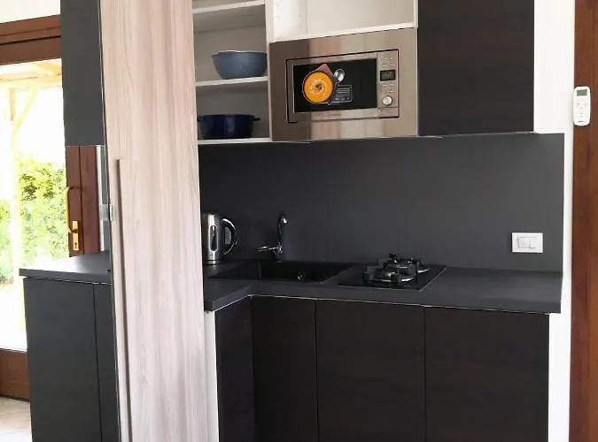 A Lu Ponti Oda ve Kahvaltı Budoni